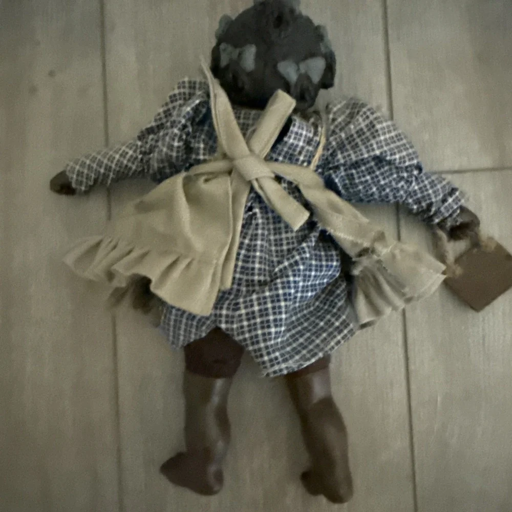 Vintage Sarah's Attic Limited Edition Sassafras Doll School Girl #690